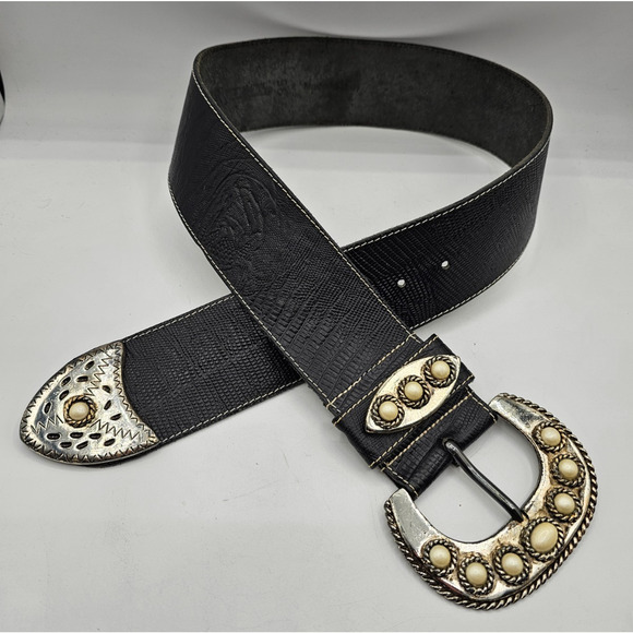 Vintage Italy Womens Sz 38 Brown Leather Belt w/ Large Silver Buckle western 70s